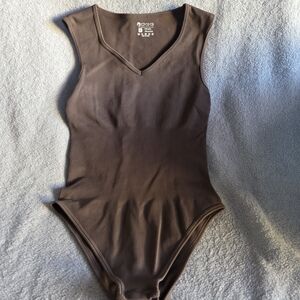 Elegant Brown Sleeveless Bodysuit